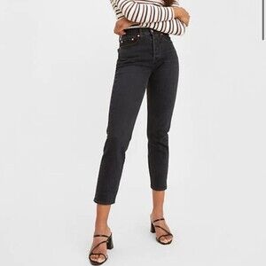 NWT LEVI’S Premium Black Wedgie Ankle Jeans